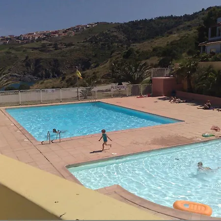 2 Pieces Sur La Reserve Marine De Banyuls