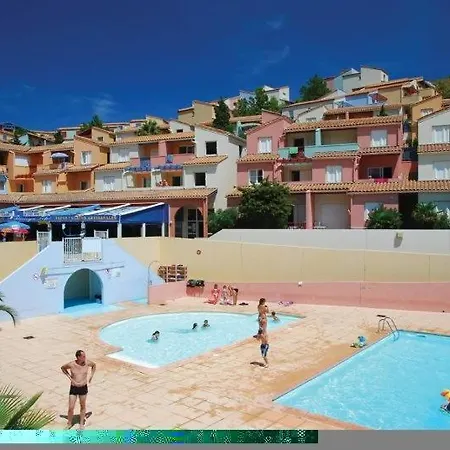 2 Pieces Sur La Reserve Marine De Banyuls *